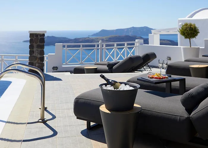 Petit Palace Suites (Adults Only)
