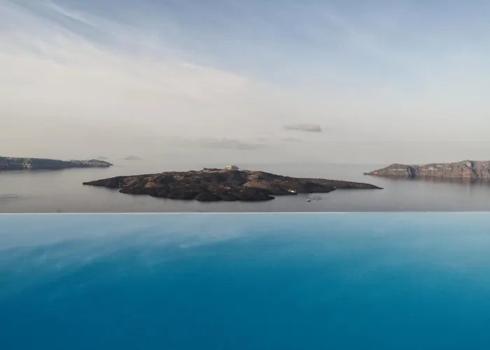 Cosmopolitan Suites - Small Luxury Hotels Of The World