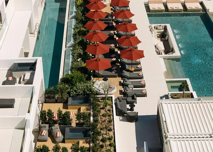 Santorini Heart Hotel & Spa